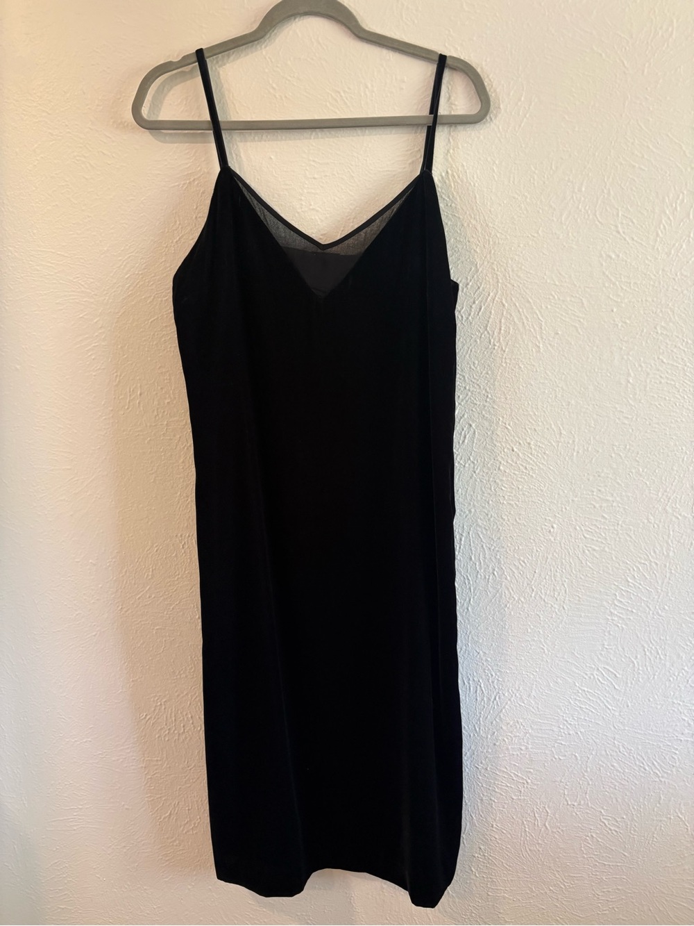 Elie Tahari Black Velvet Silk Sheer V Neck Slip Midi Dress Size S